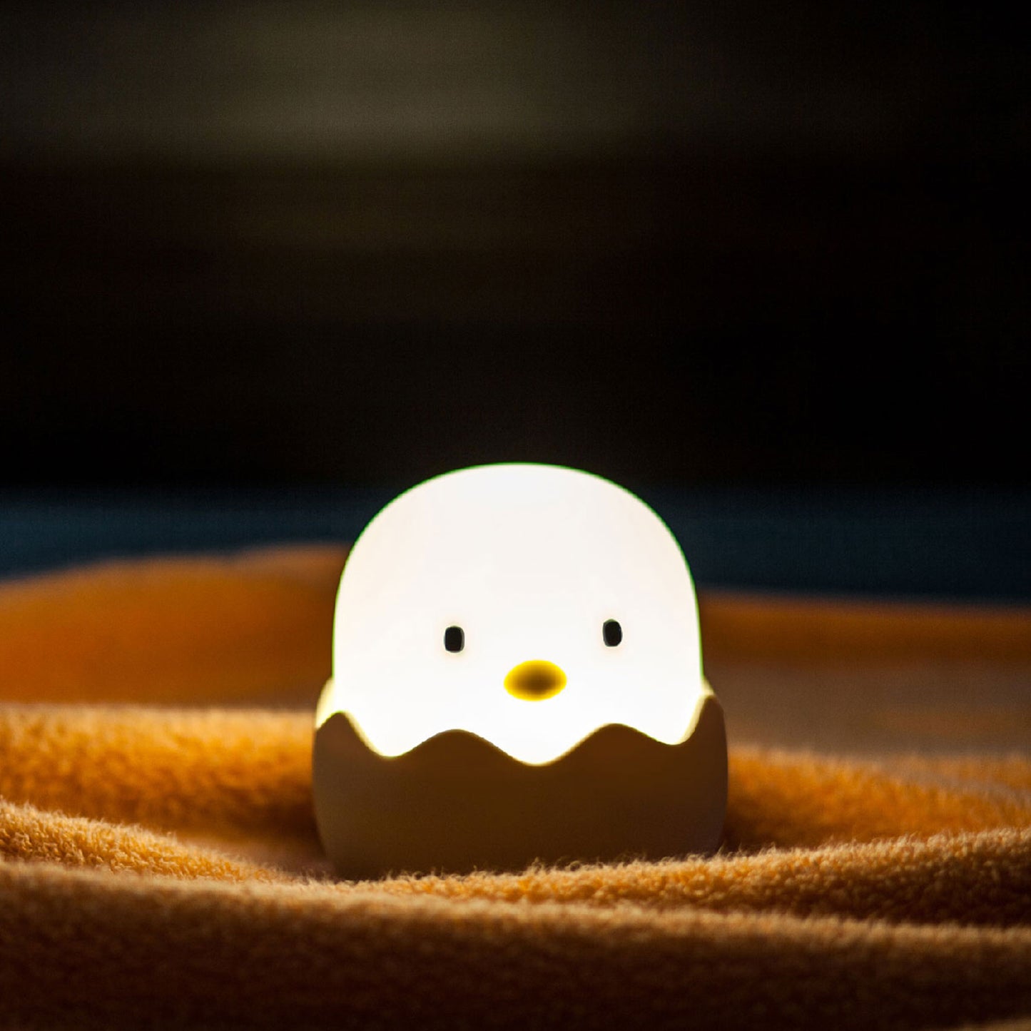 Wobbly Chicky Night Lamp